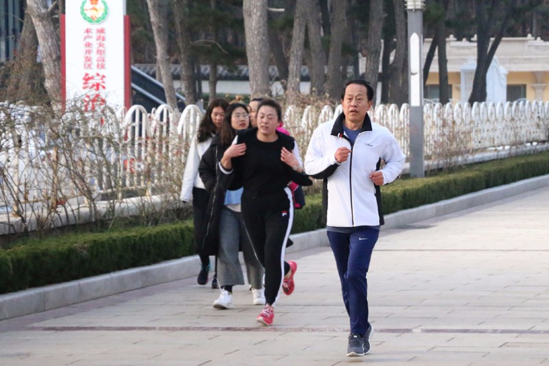 联桥集团2019春季越野赛燃情开赛(图2) 联桥集团2019春季越野赛燃情开赛(图2)