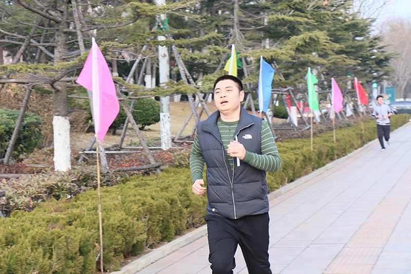 联桥集团2019春季越野赛燃情开赛(图33) 联桥集团2019春季越野赛燃情开赛(图33)