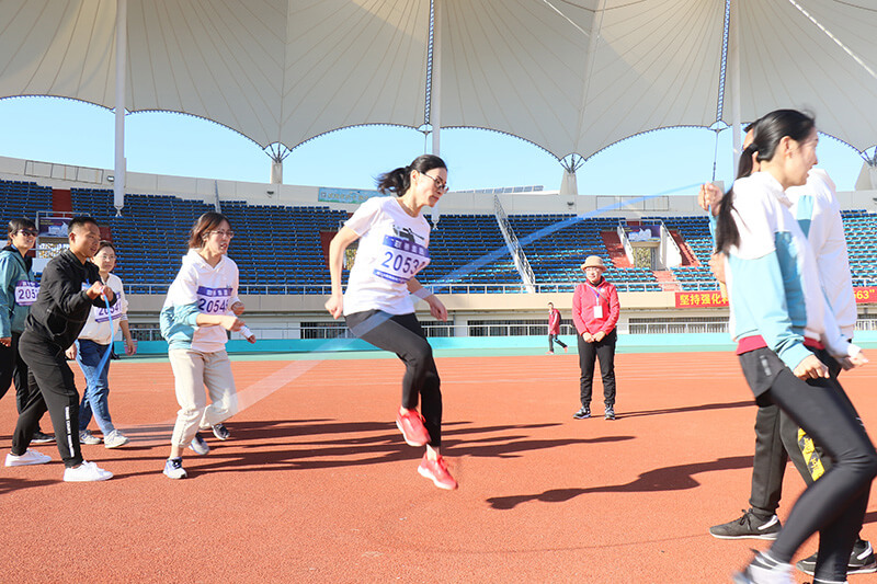 追求卓越,奋勇争先,联桥集团在高新区第九届运动会上精彩绽放 夺得团体亚军(图13) 追求卓越,奋勇争先,联桥集团在高新区第九届运动会上精彩绽放 夺得团体亚军(图13)