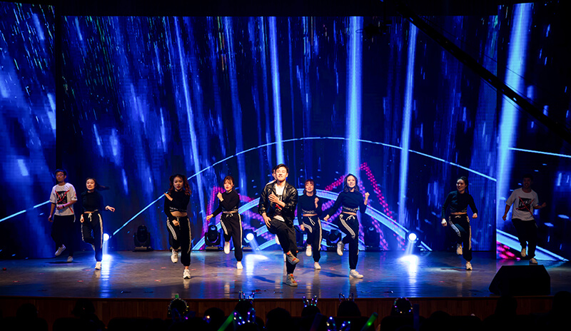 欢欣鼓舞迎新春,满怀豪情攀高峰 | 联桥集团2020迎新春联欢晚会激情开演(图10)