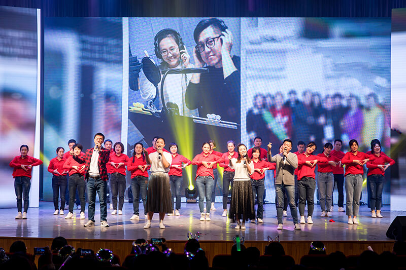 欢欣鼓舞迎新春,满怀豪情攀高峰 | 联桥集团2020迎新春联欢晚会激情开演(图23)