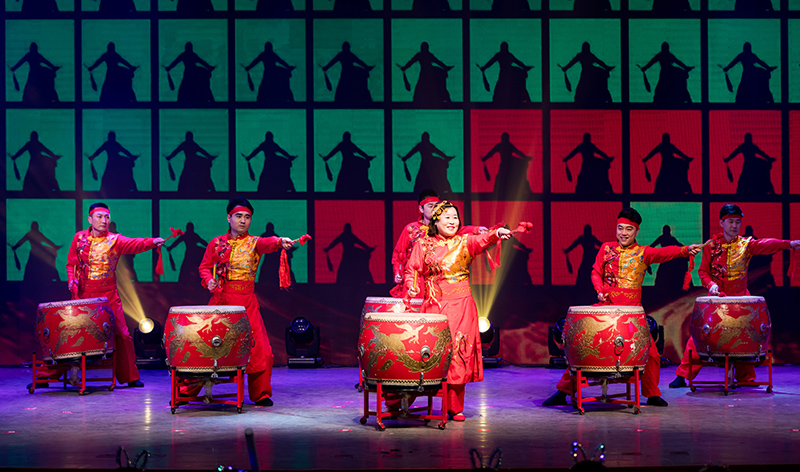 欢欣鼓舞迎新春,满怀豪情攀高峰 | 联桥集团2020迎新春联欢晚会激情开演(图30)