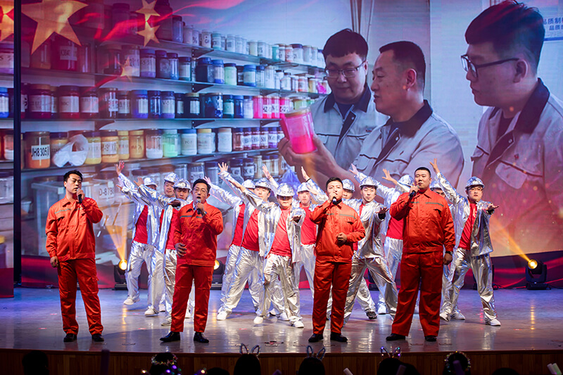 欢欣鼓舞迎新春,满怀豪情攀高峰 | 联桥集团2020迎新春联欢晚会激情开演(图35)