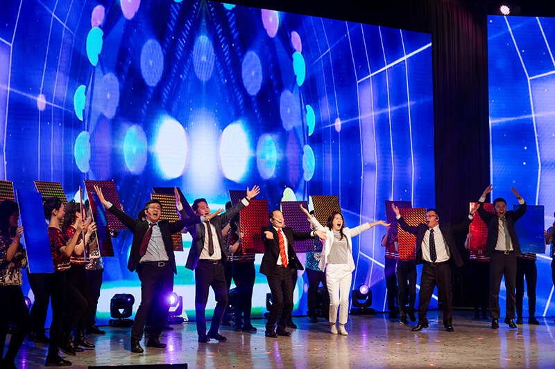 欢欣鼓舞迎新春,满怀豪情攀高峰 | 联桥集团2020迎新春联欢晚会激情开演(图45)
